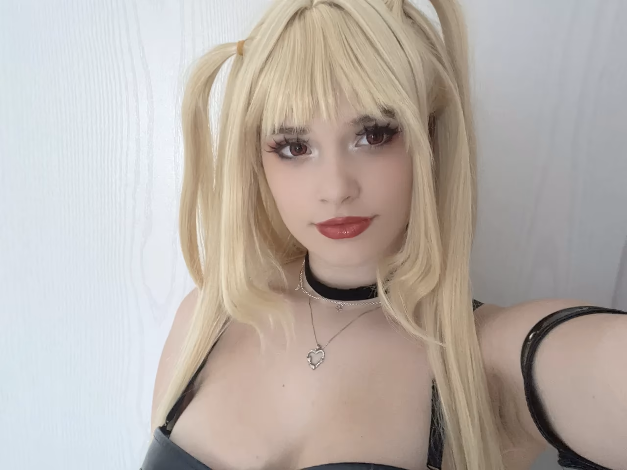 Avy Genki as Misa Amane — cosplay photo 13 of 35