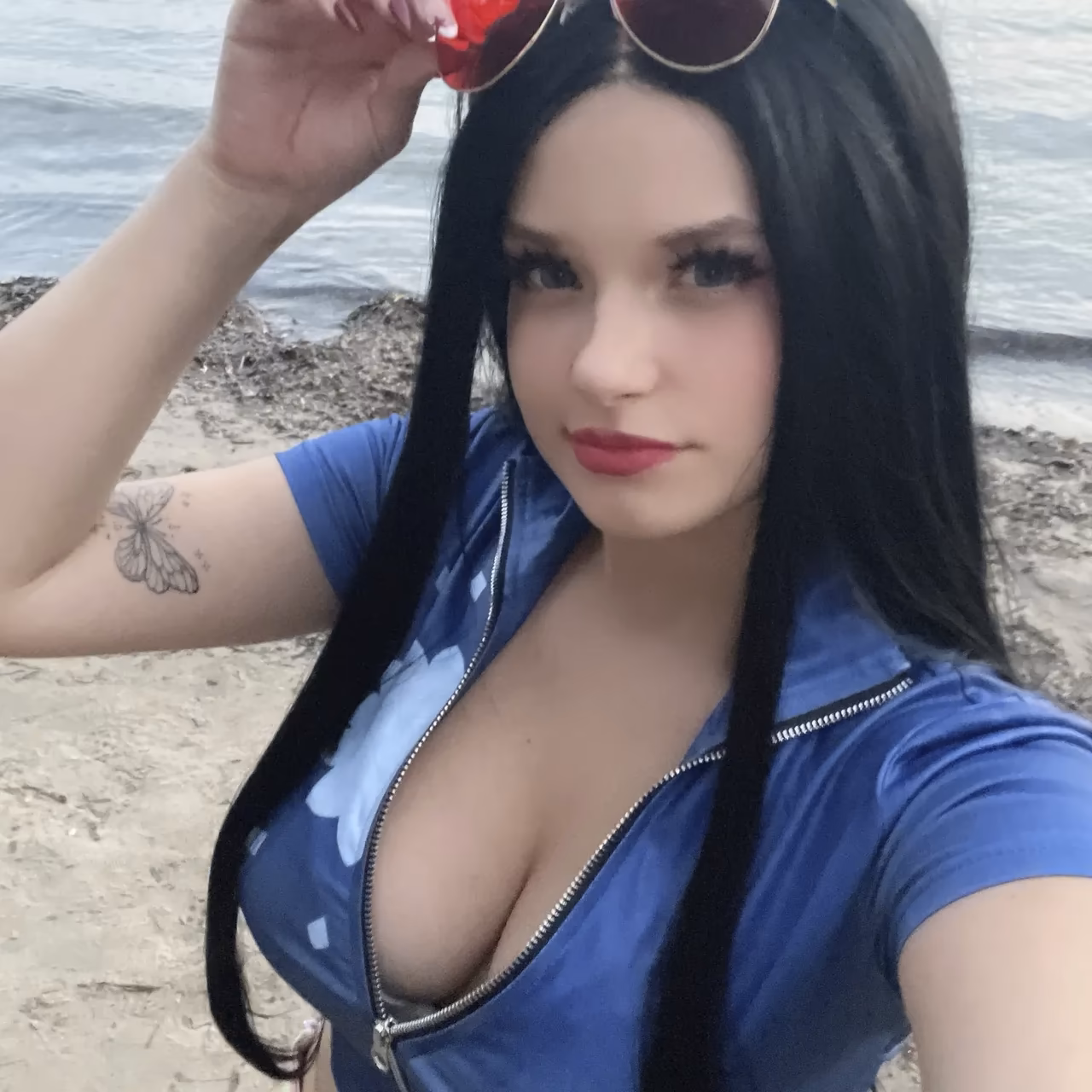 Avy Genki as Nico Robin — cosplay photo 8 of 31