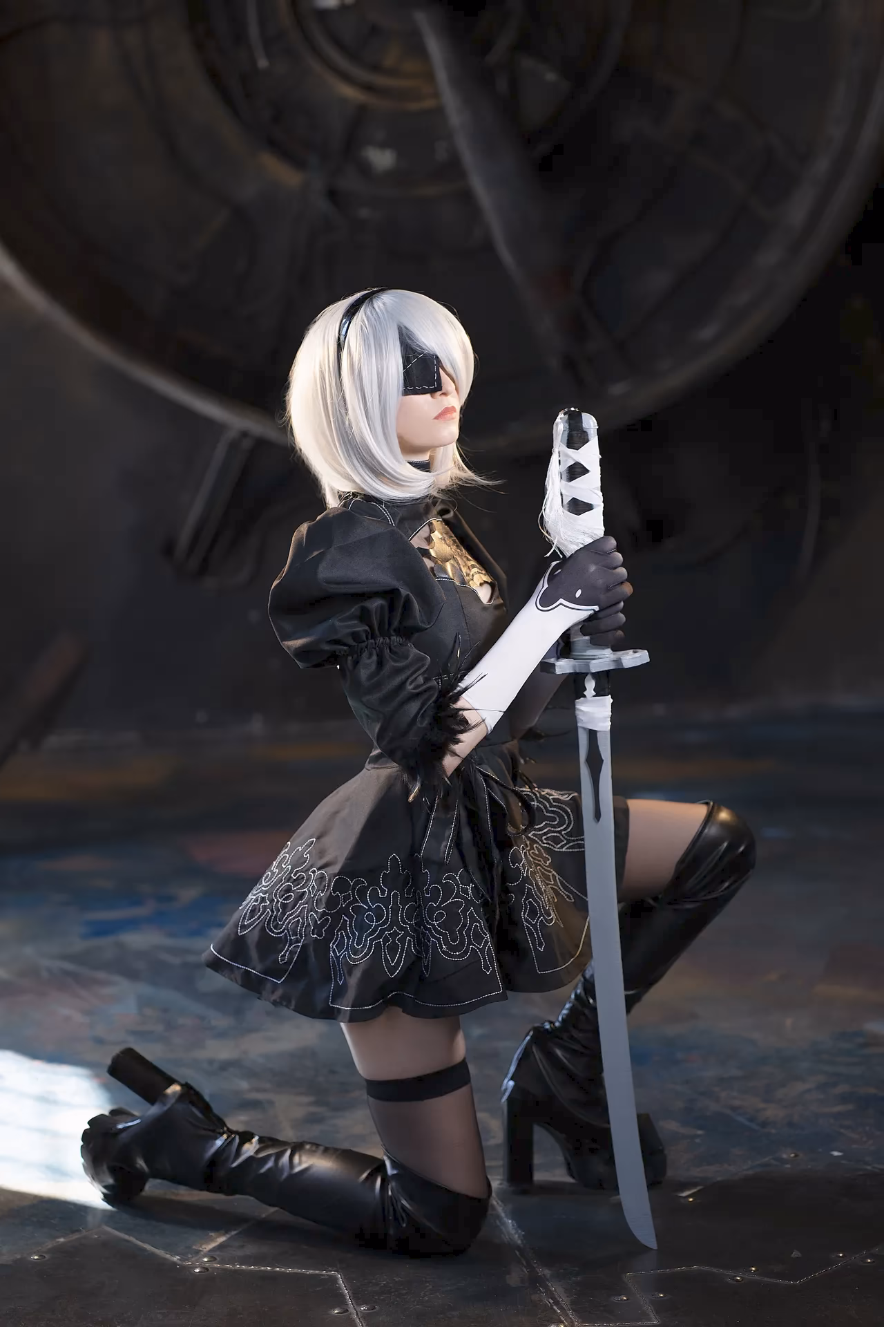 Axilirator as 2B — cosplay photo 6 of 35
