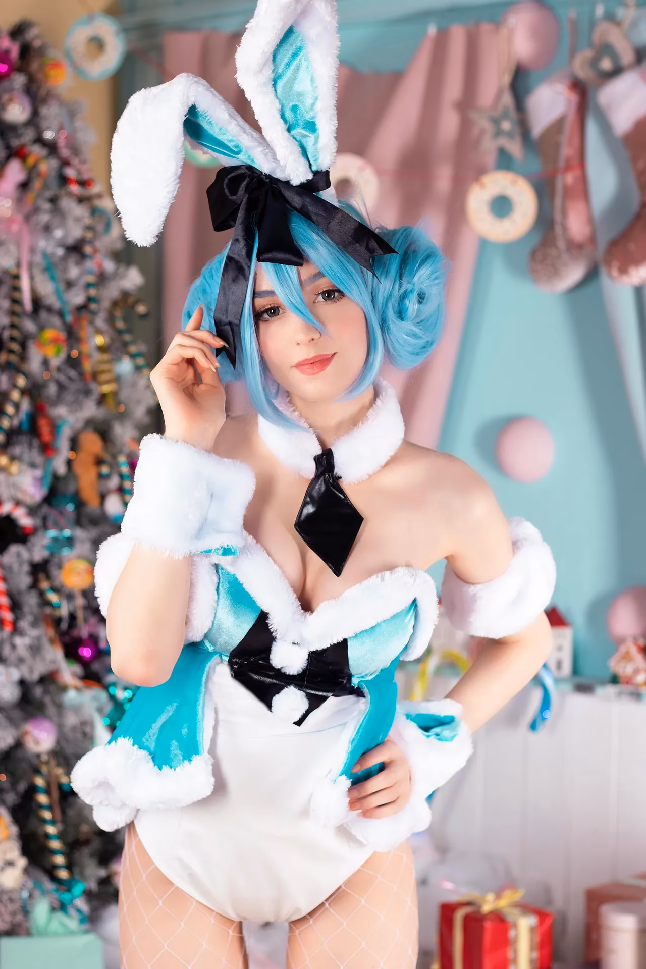 Axilirator as Hatsune Miku — cosplay photo 12 of 34