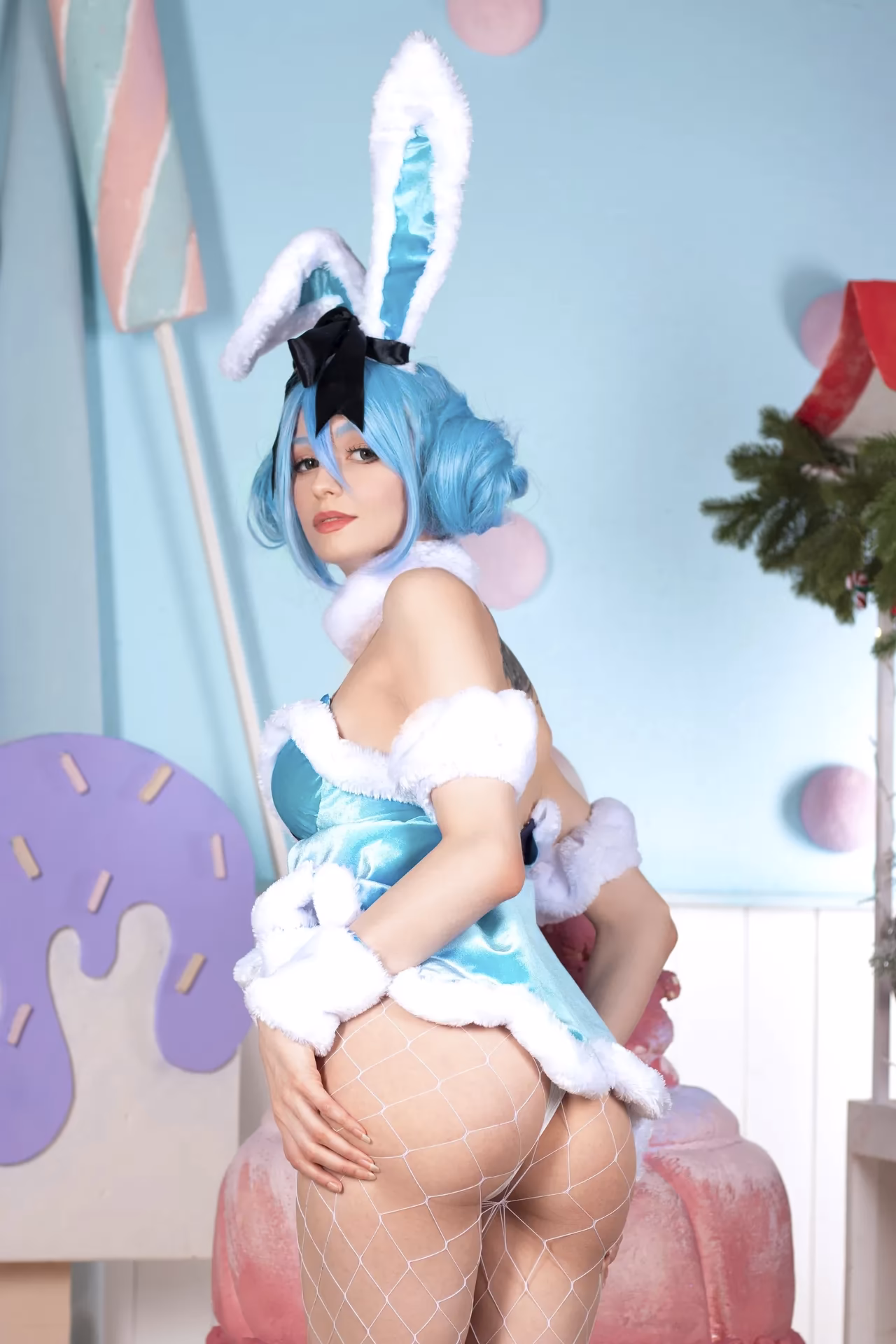 Axilirator as Hatsune Miku — cosplay photo 20 of 34