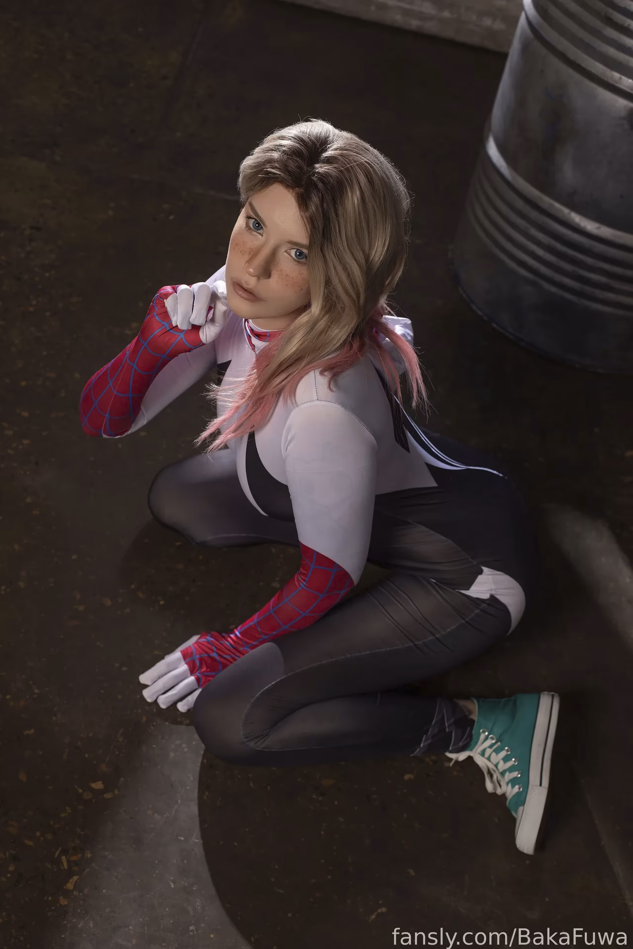 Baka Fuwa as Gwen Stacy — cosplay photo 82 of 104