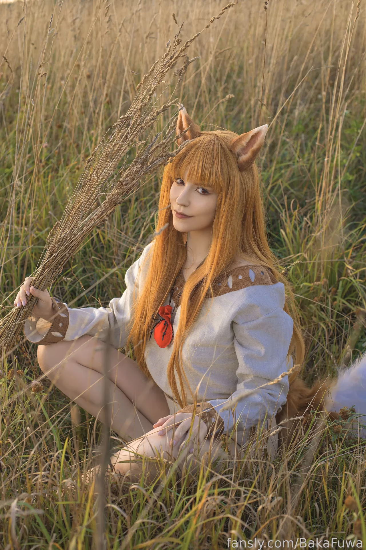 Baka Fuwa as Holo — cosplay photo 9 of 31