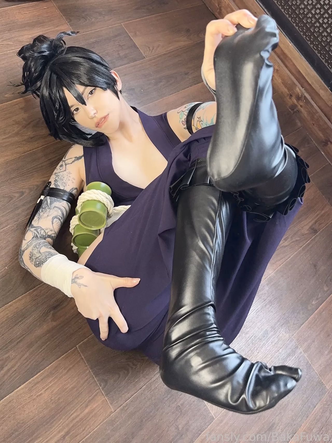 Baka Fuwa as Yuzuriha — cosplay photo 23 of 46