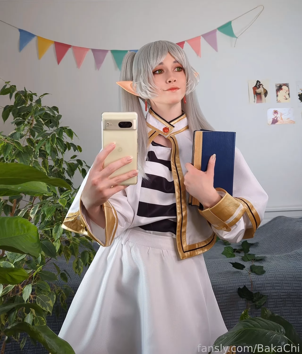 BakaChi as Frieren — cosplay photo 39 of 43