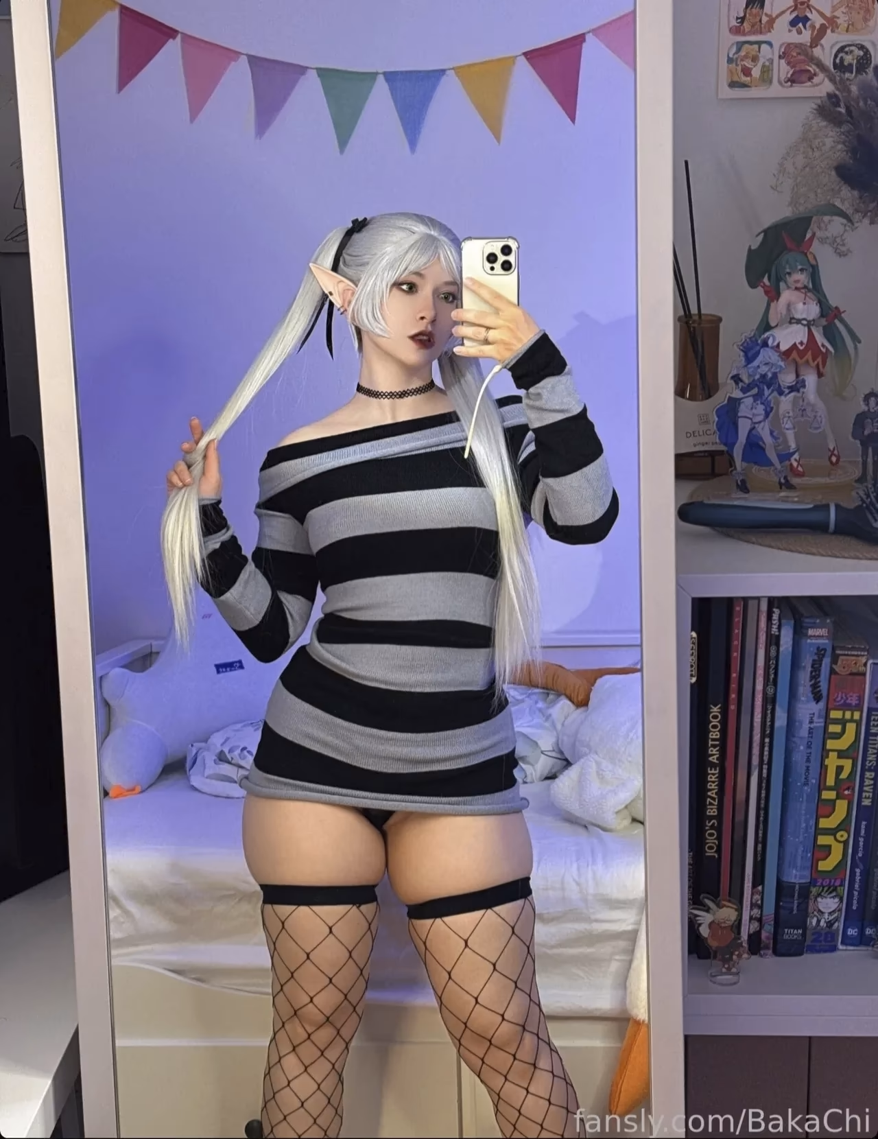 BakaChi as Frieren — cosplay photo 3 of 10