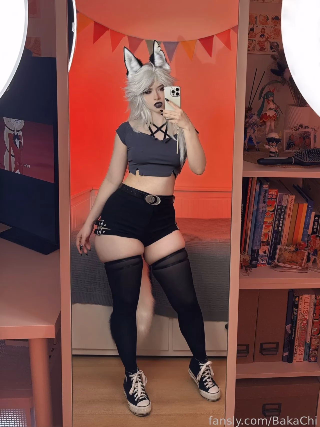 BakaChi as Loona — cosplay photo 4 of 12
