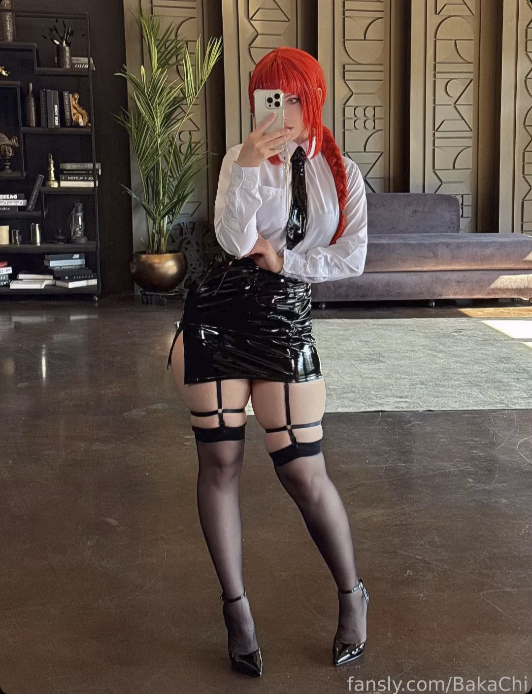 BakaChi as Makima — cosplay photo 4 of 54