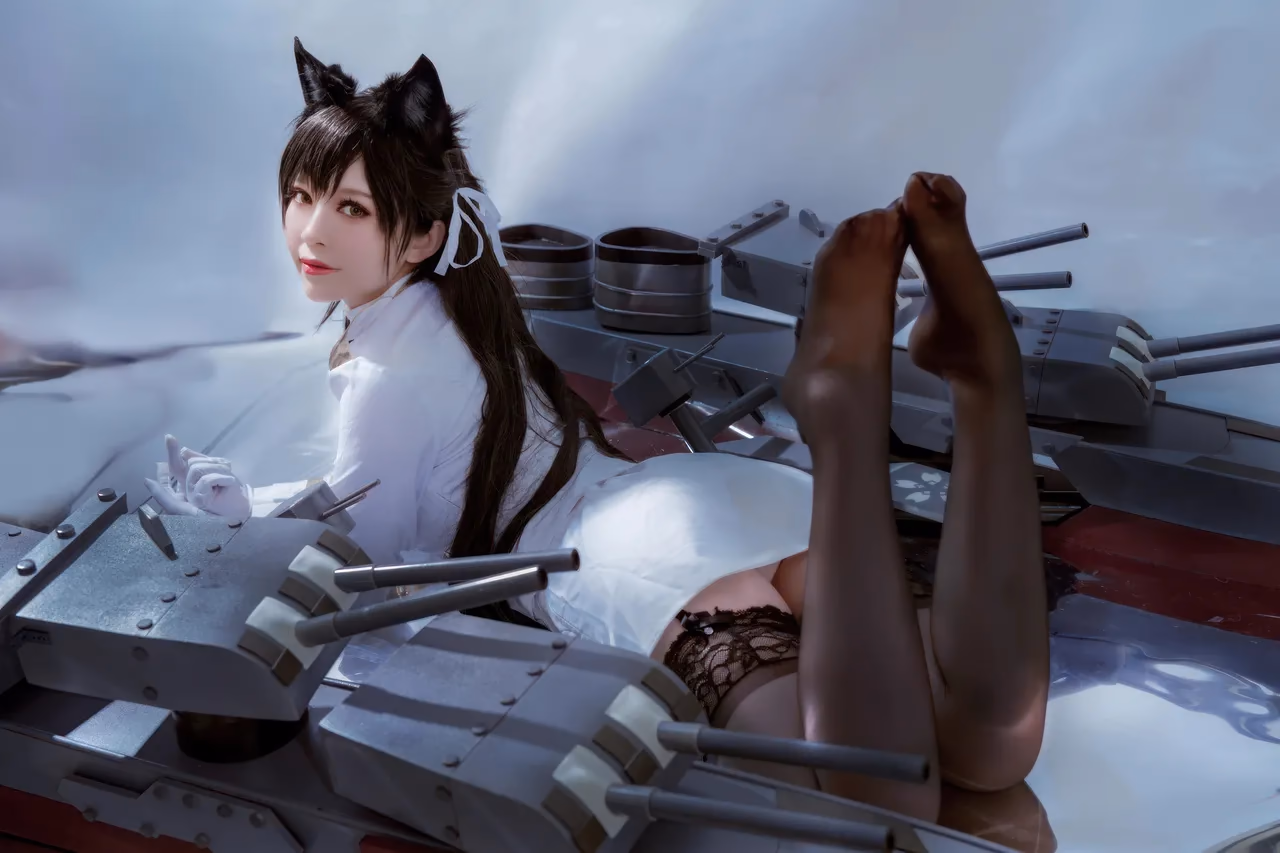 Banbanko as Atago — cosplay photo 32 of 45