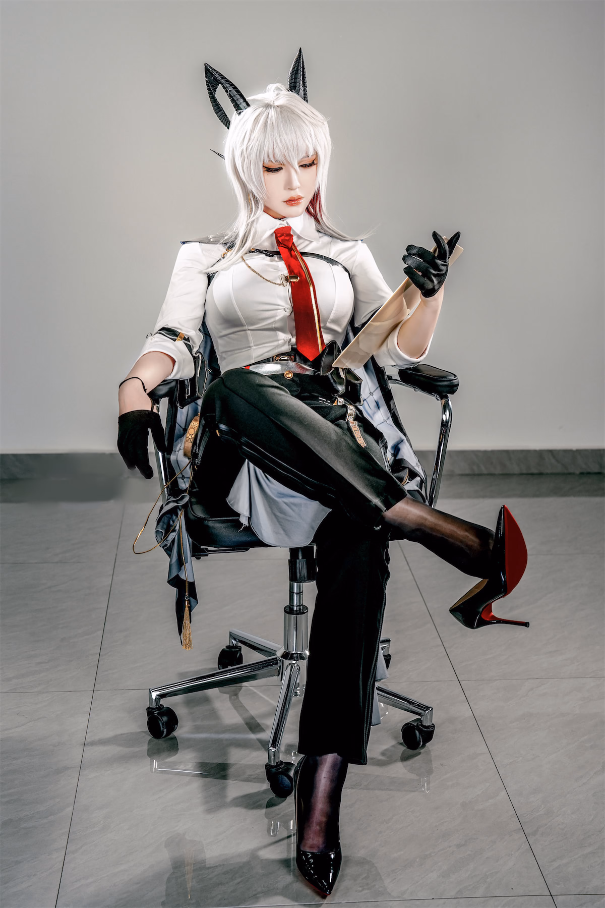 Banbanko as Zani — cosplay photo 44 of 57