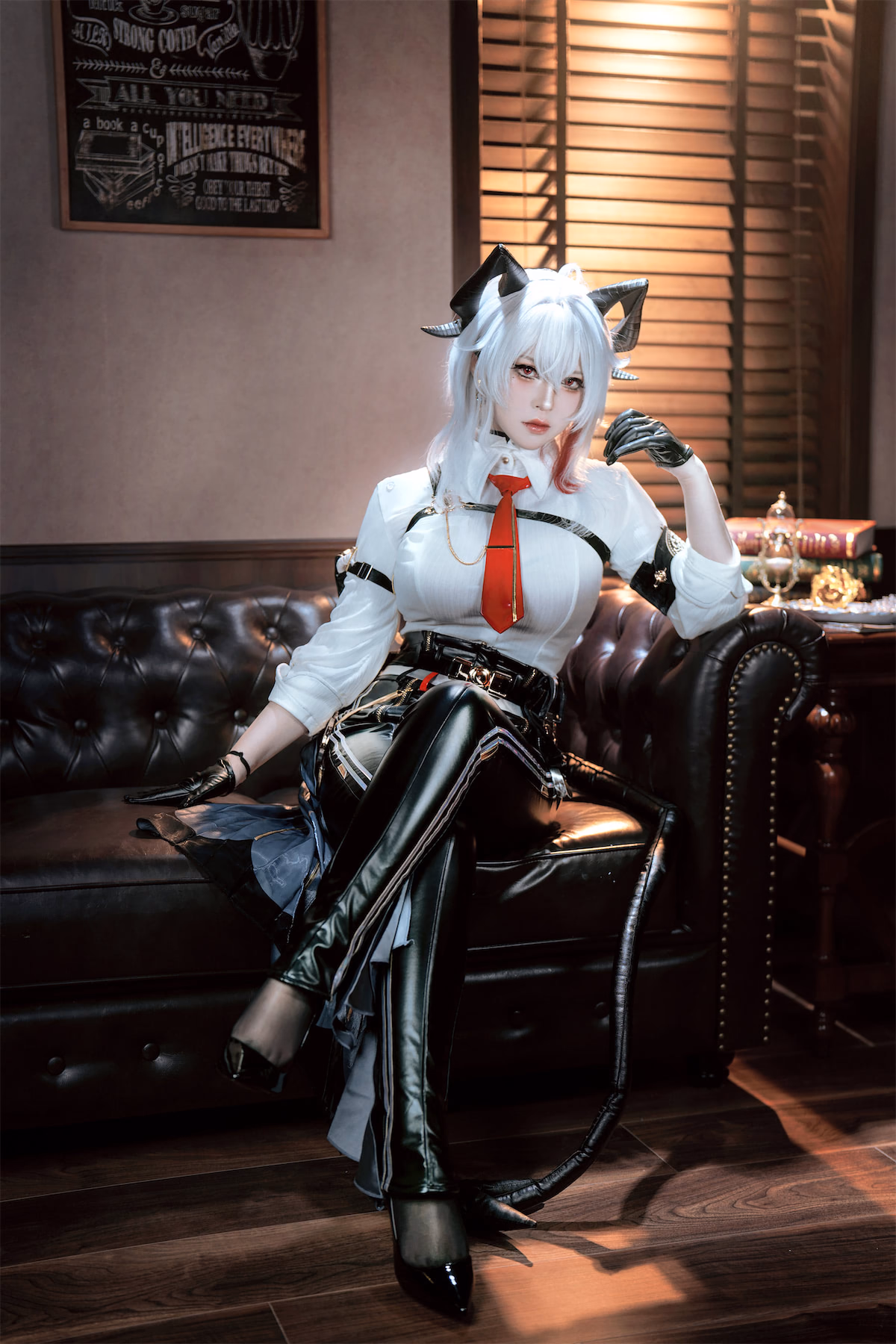 Banbanko as Zani — cosplay photo 6 of 57
