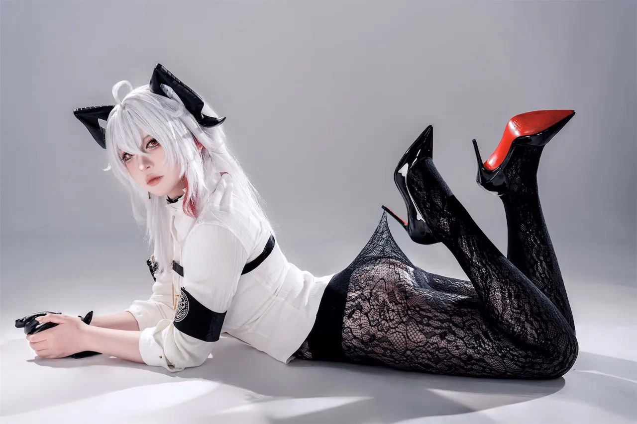 Banbanko as Zani — cosplay photo 8 of 57