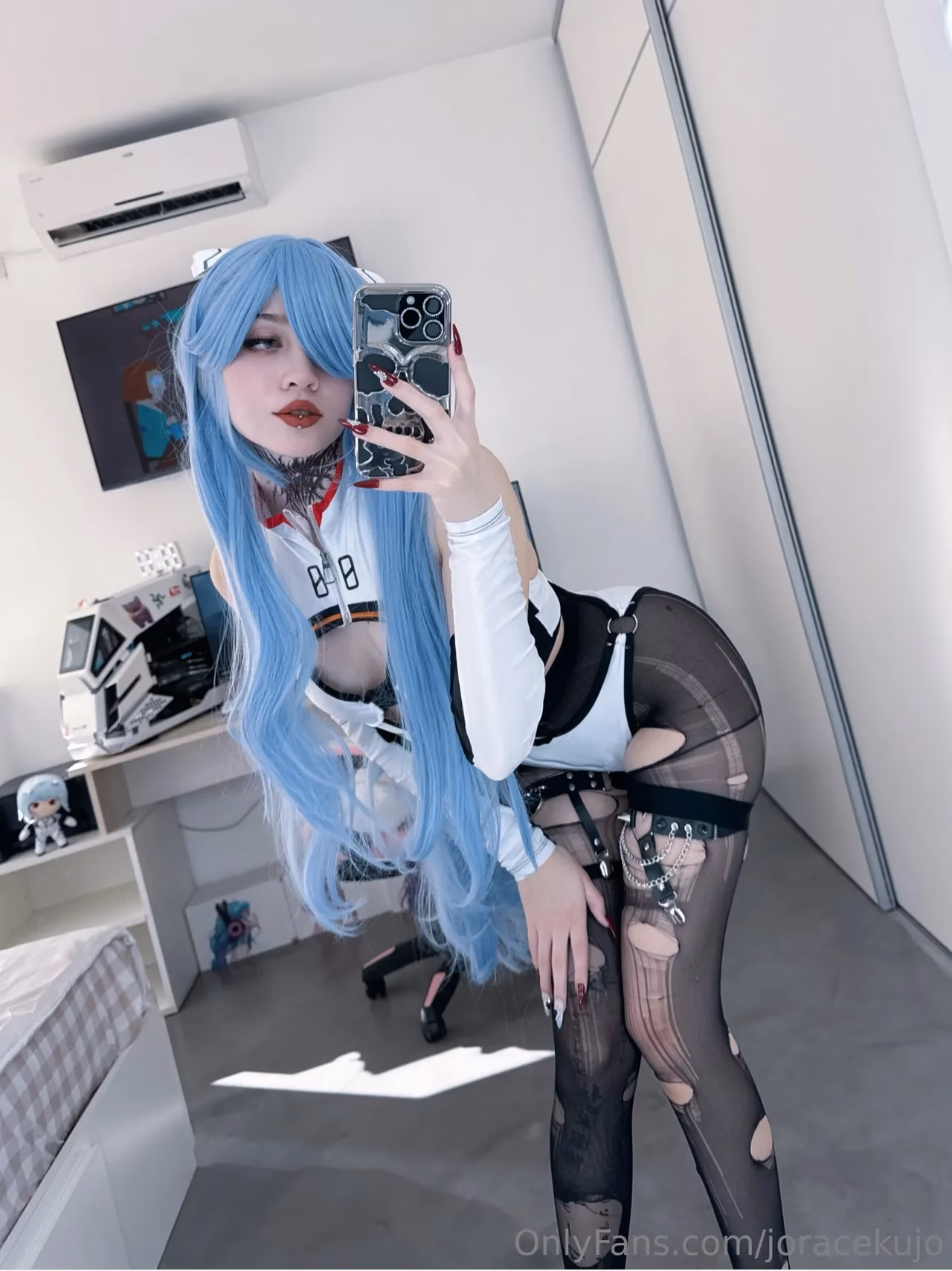 Barbara Horacek as Rei Ayanami — cosplay photo 11 of 14