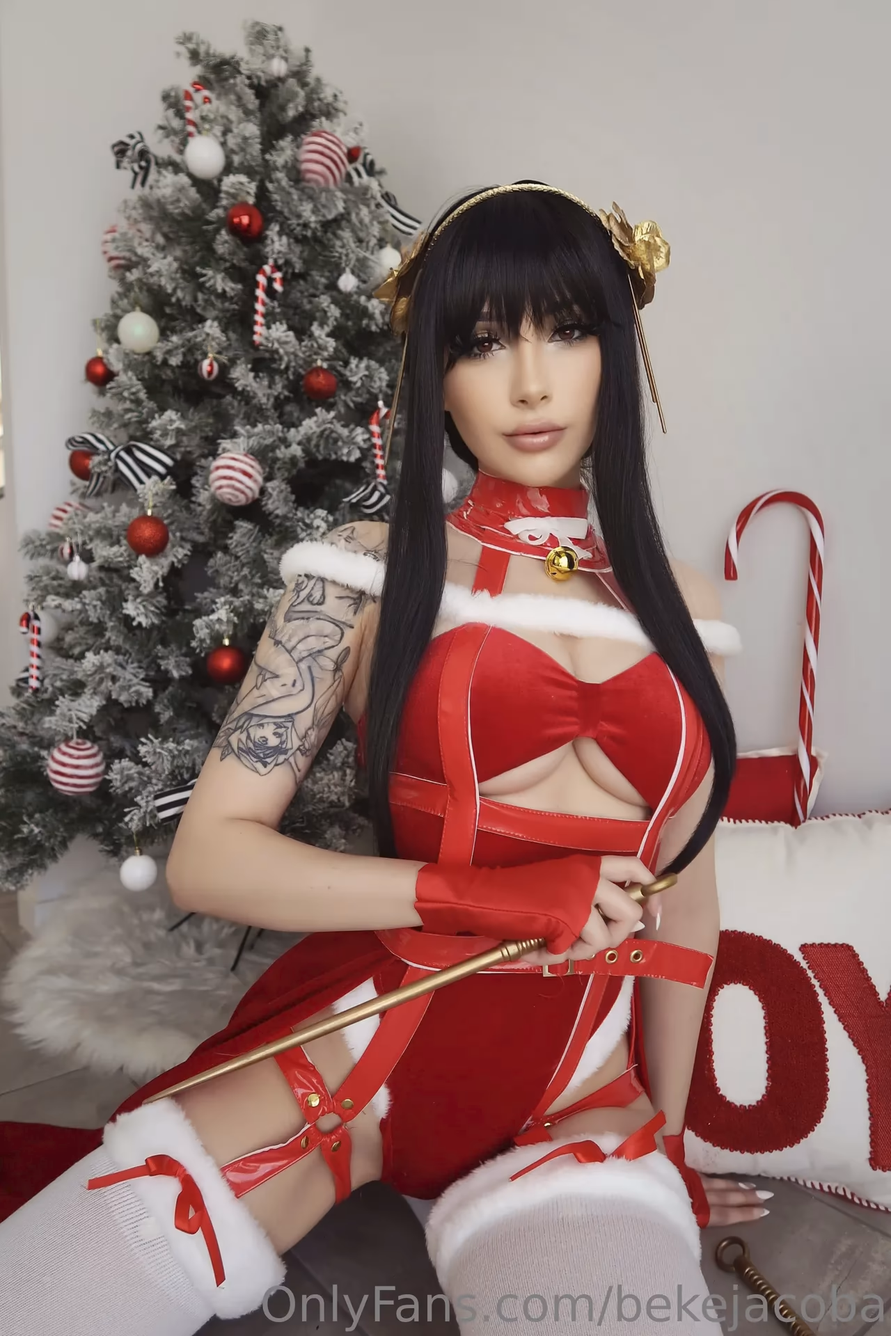 Beke Jacoba as Yor Forger — cosplay photo 8 of 31