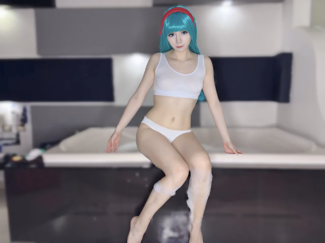 Belhino as Bulma — cosplay photo 12 of 19