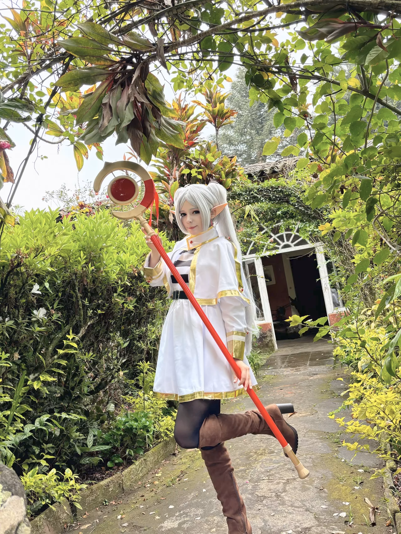 Belhino as Frieren — cosplay photo 4 of 36