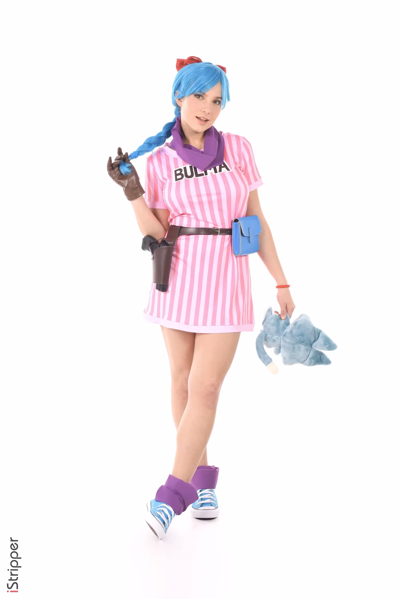 Belka as Bulma — cosplay photo 3 of 50
