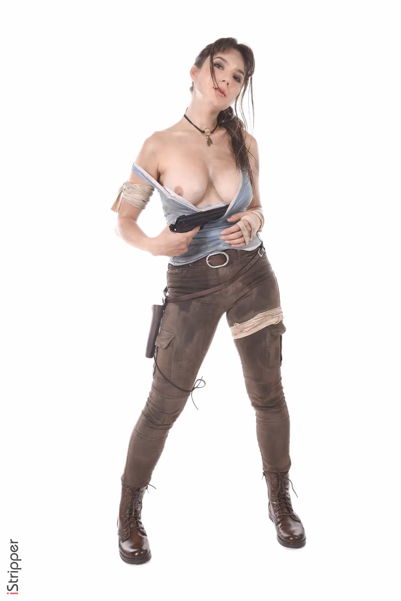 Belka as Lara Croft — cosplay photo 11 of 50
