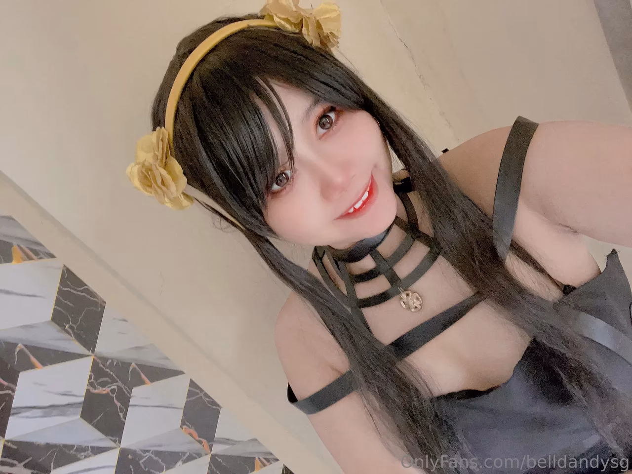 Belldandy as Yor Forger — cosplay photo 4 of 11