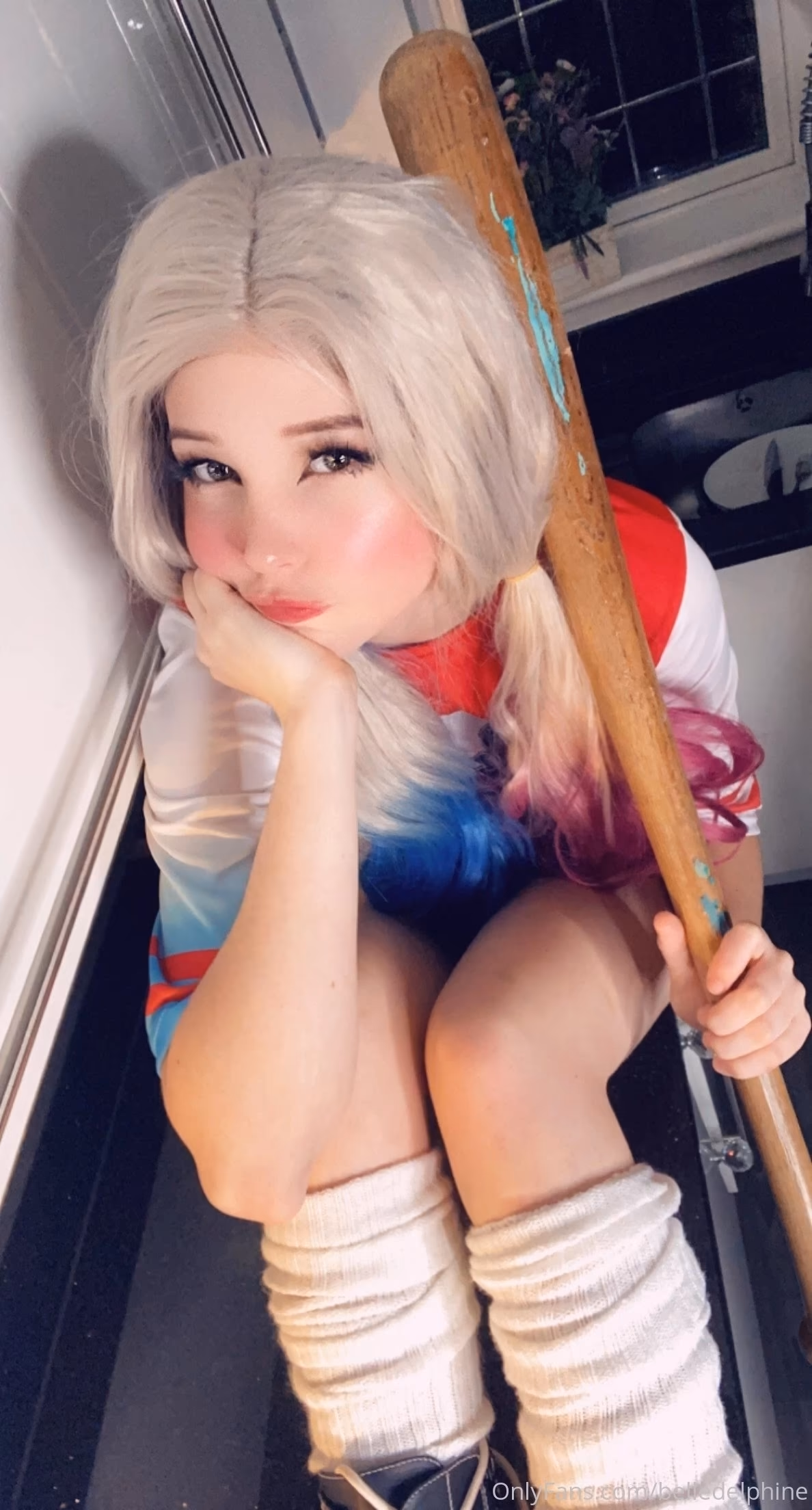 Belle Delphine as Harley Quinn — cosplay photo 30 of 36