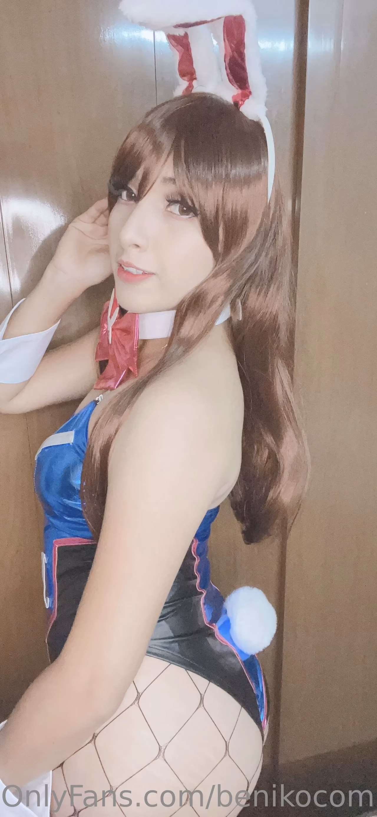 Beniko Compton as D.Va — cosplay photo 14 of 41