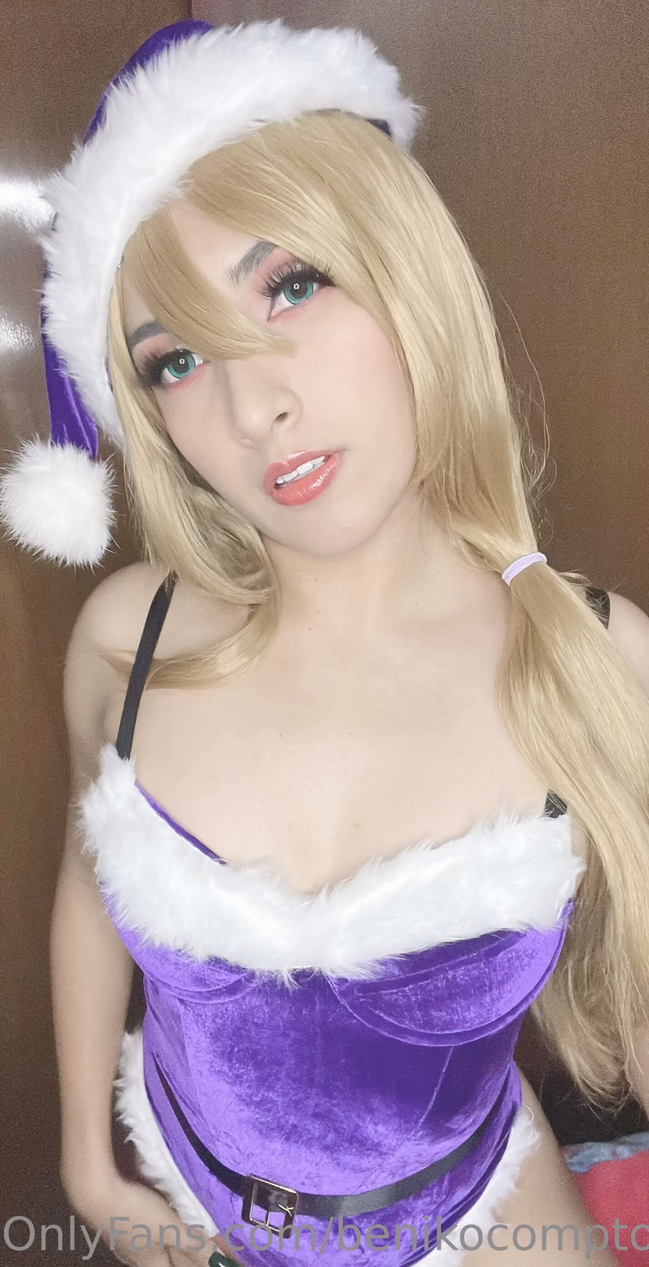 Beniko Compton as Lisa Minci — cosplay photo 5 of 33