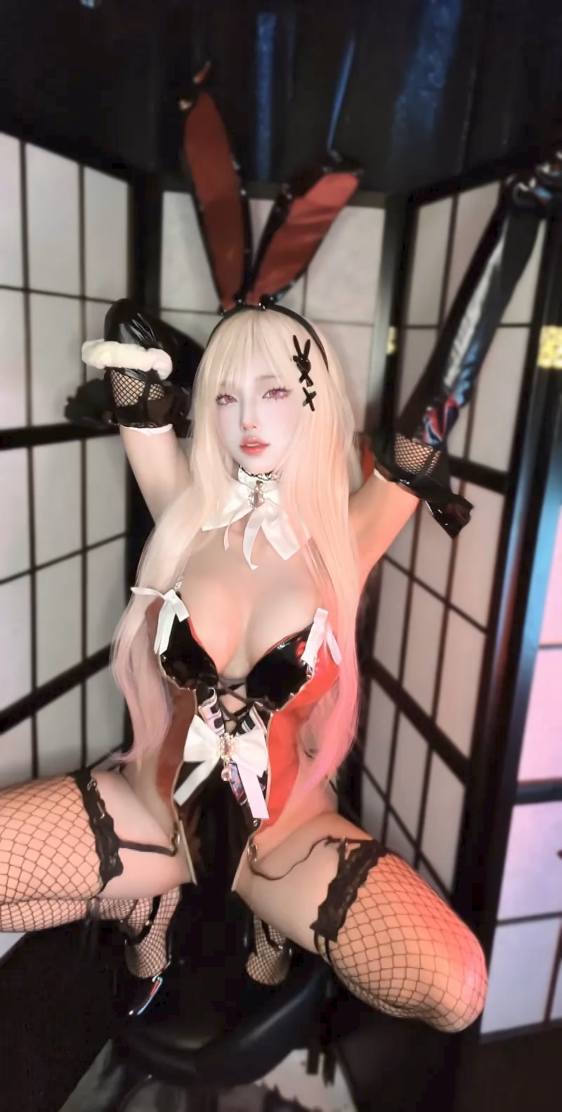 Bern Sredna as Marin Kitagawa — cosplay photo 12 of 40