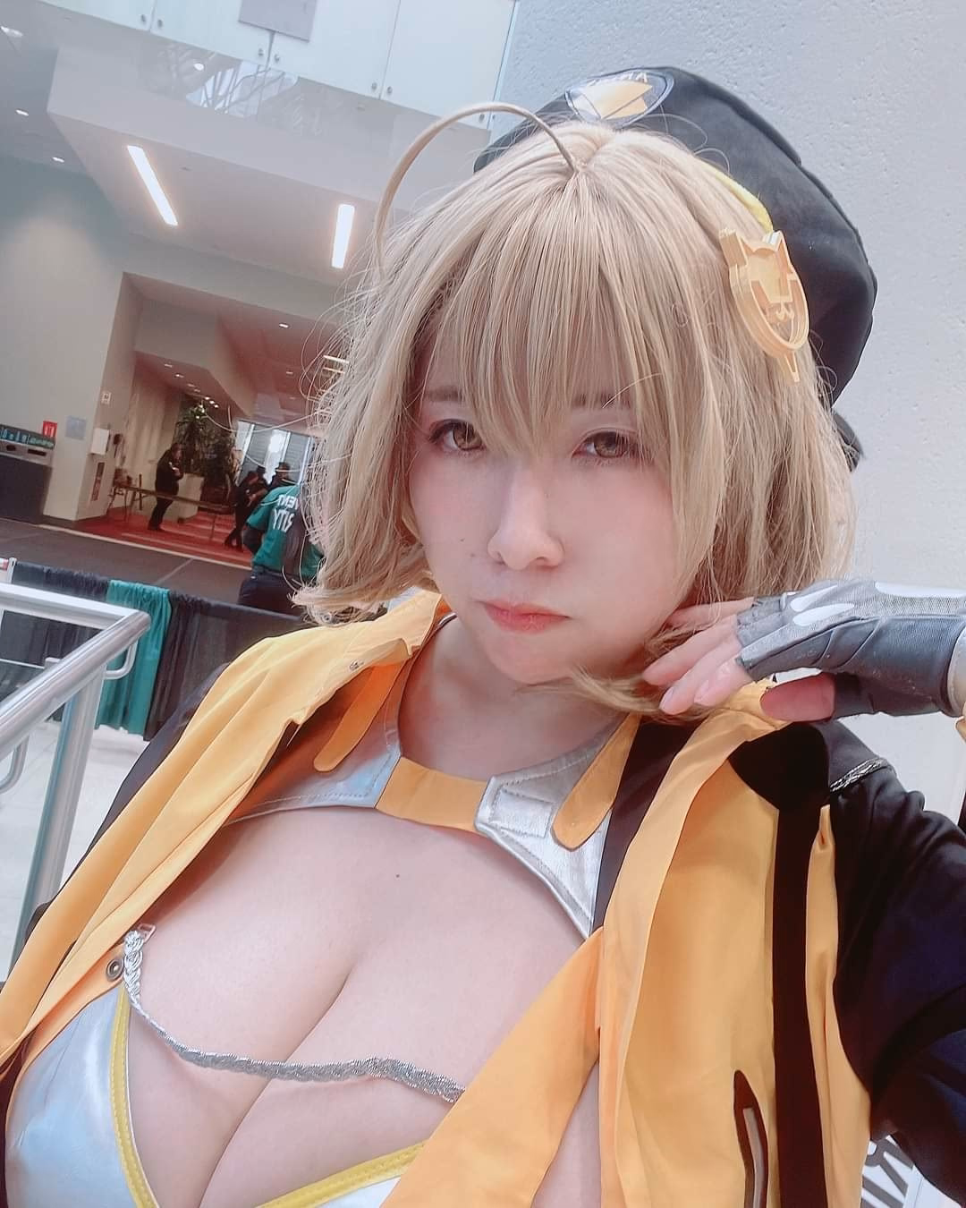 BILIBILI Cosplayer as Anis — cosplay photo 11 of 12