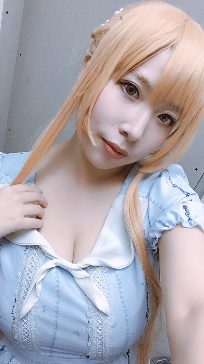 BILIBILI Cosplayer as Asuna Yuuki — cosplay photo 8 of 13