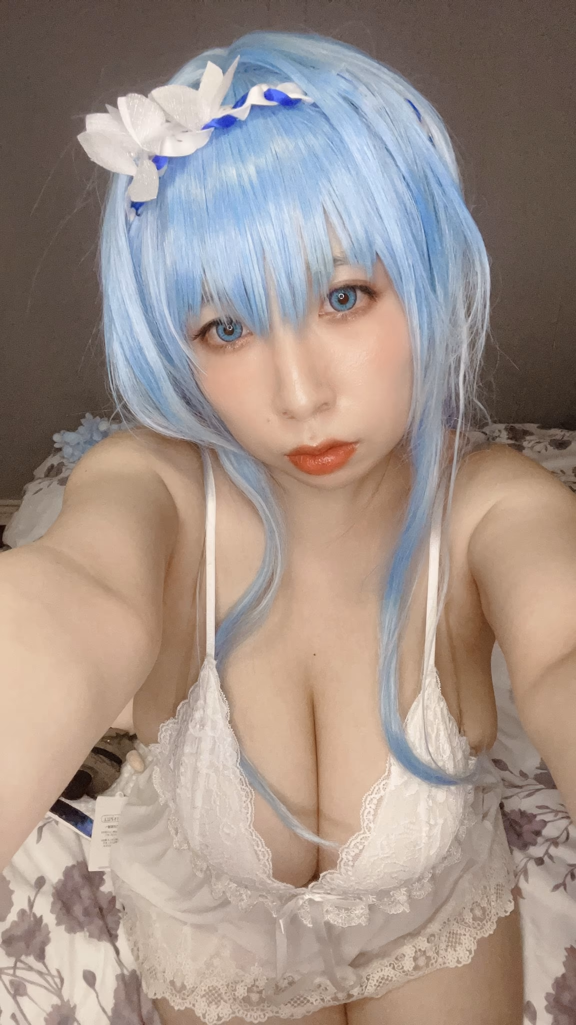 BILIBILI Cosplayer as Helm — cosplay photo 10 of 29