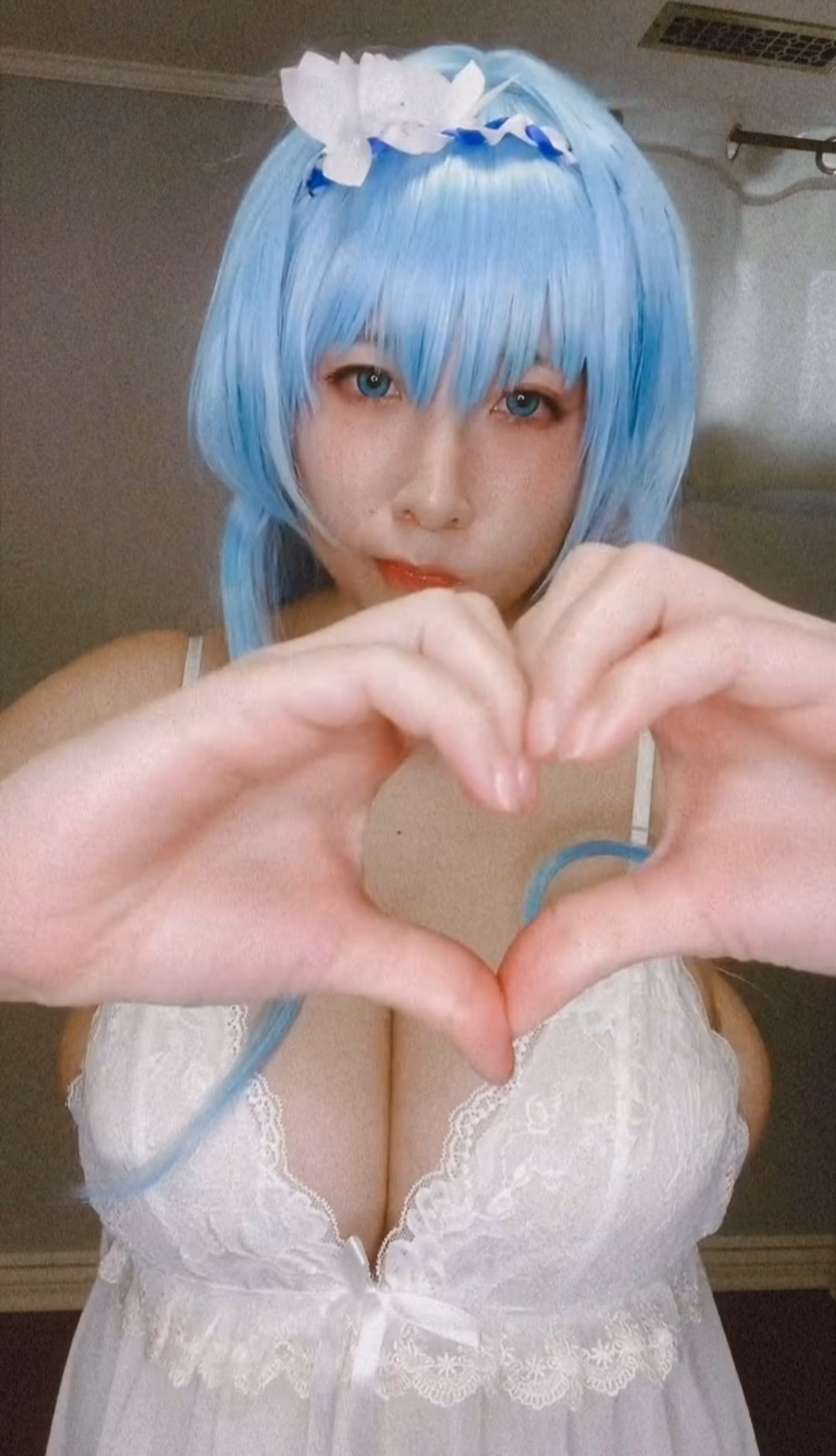 BILIBILI Cosplayer as Helm — cosplay photo 7 of 29