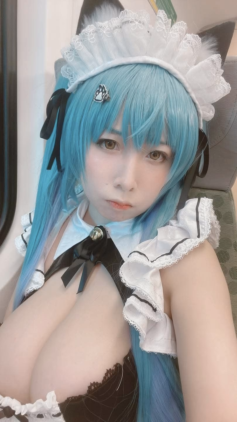 BILIBILI Cosplayer as Privaty: Unkind Maid — cosplay photo 7 of 16