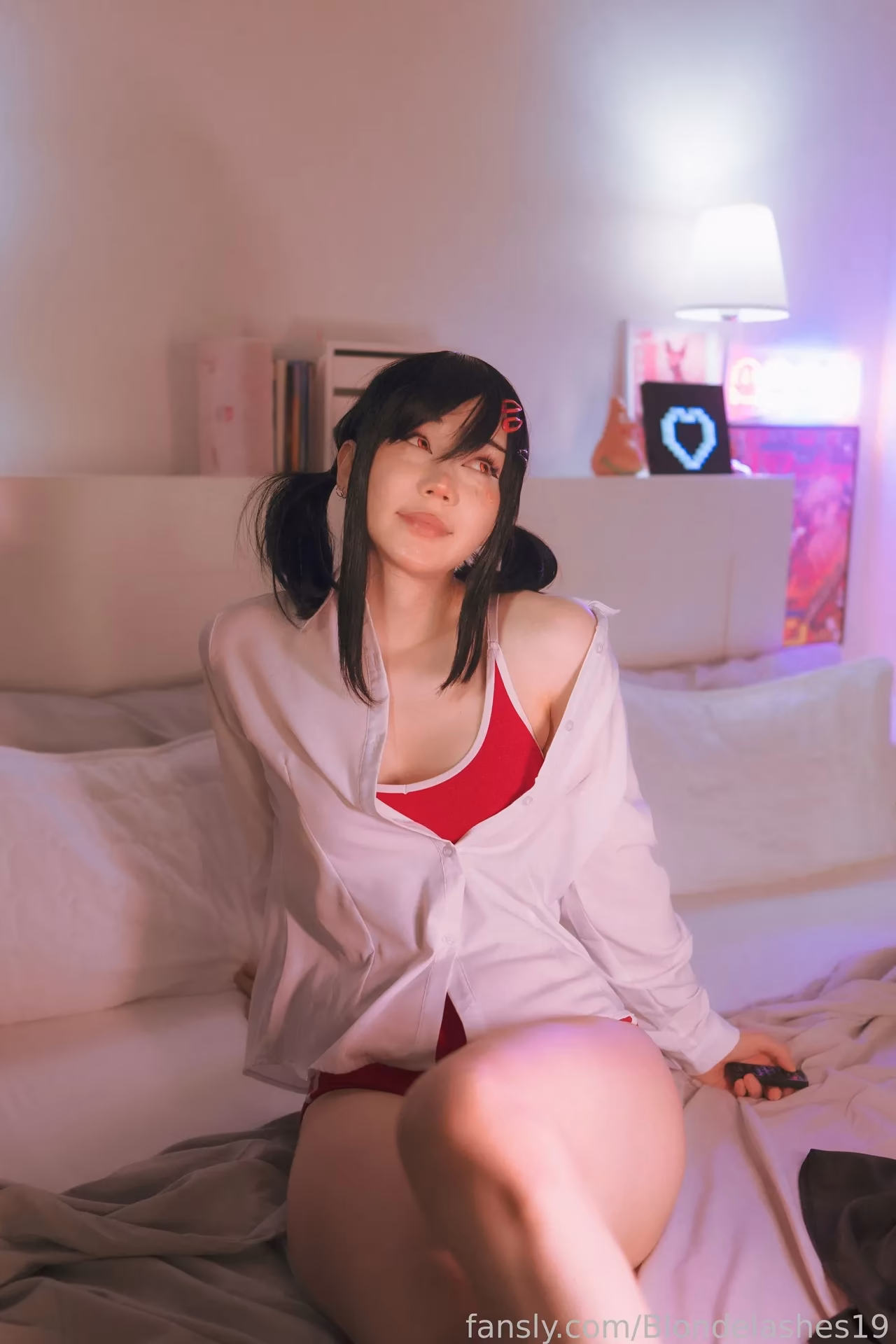 Blondelashes19 as Kobeni Higashiyama — cosplay photo 7 of 15