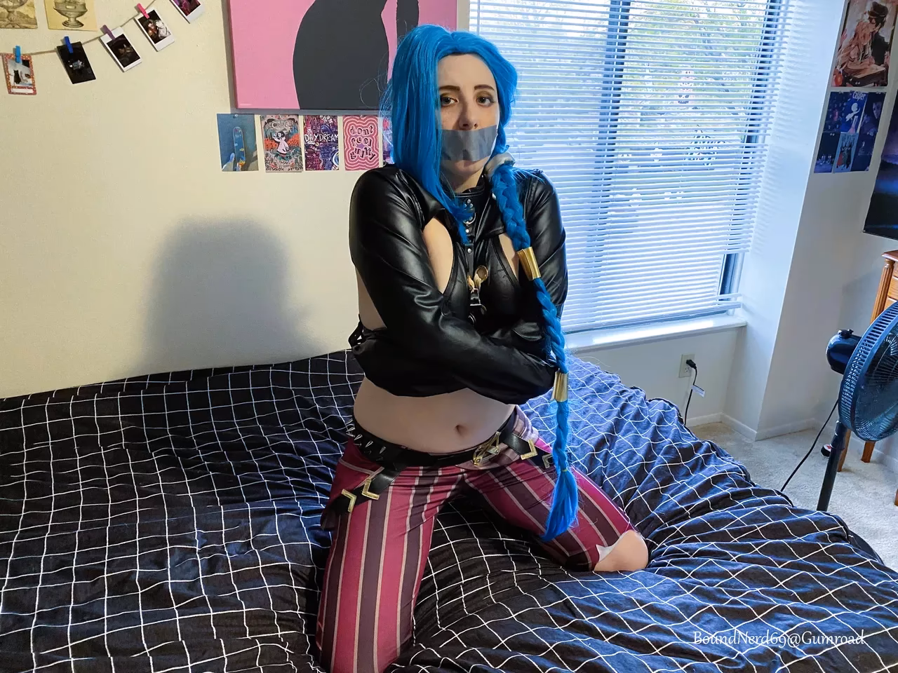 BoundNerd69 as Jinx — cosplay photo 55 of 80