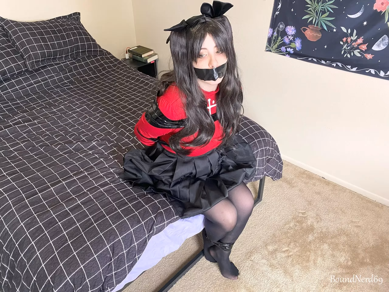BoundNerd69 as Rin Tohsaka — cosplay photo 33 of 89