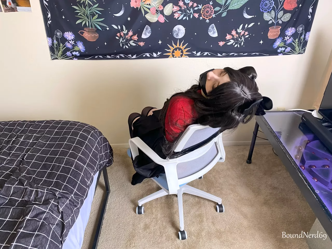BoundNerd69 as Rin Tohsaka — cosplay photo 71 of 89