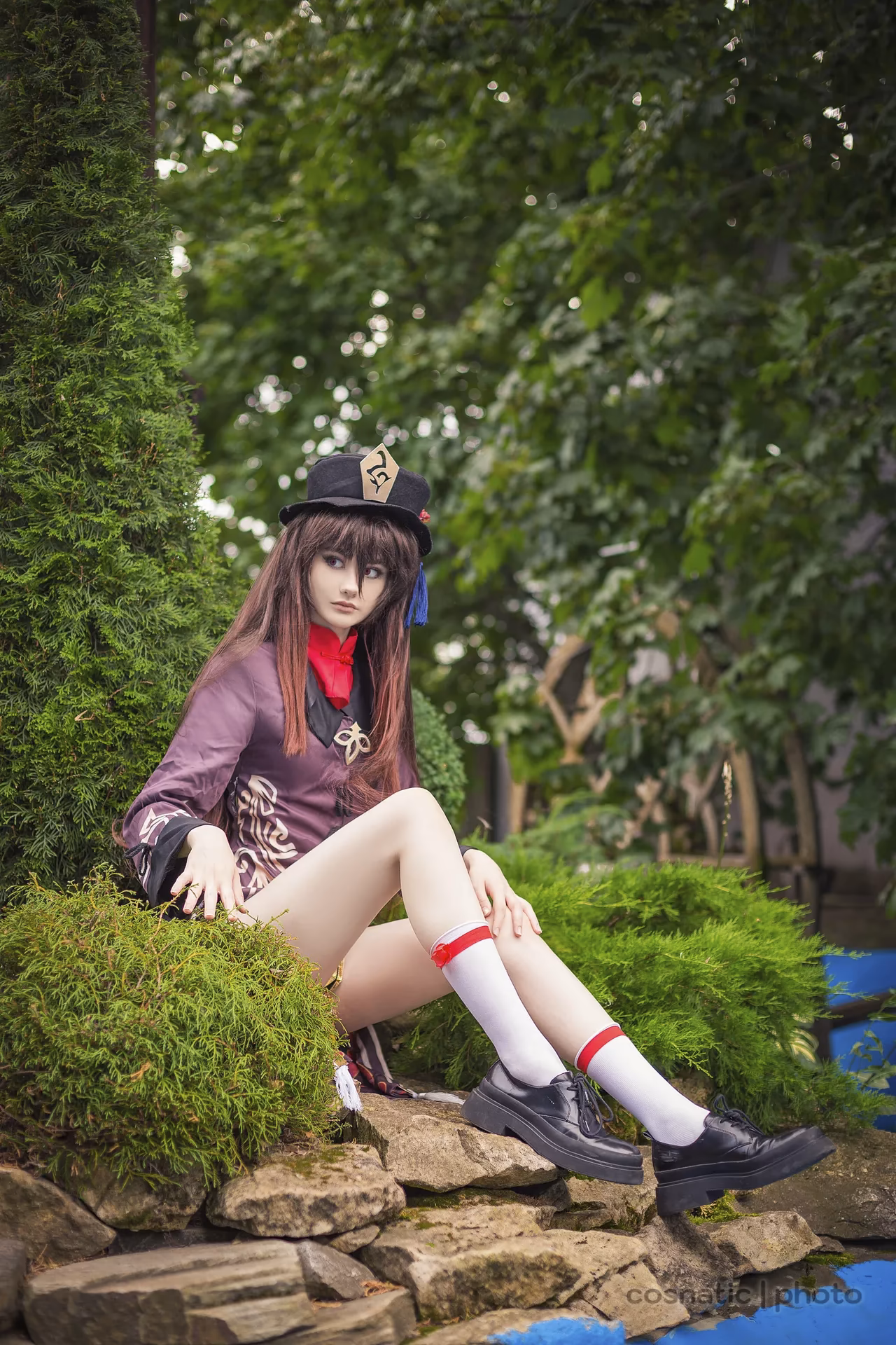 Bun_with_raisins_007 as Hu Tao — cosplay photo 2 of 5