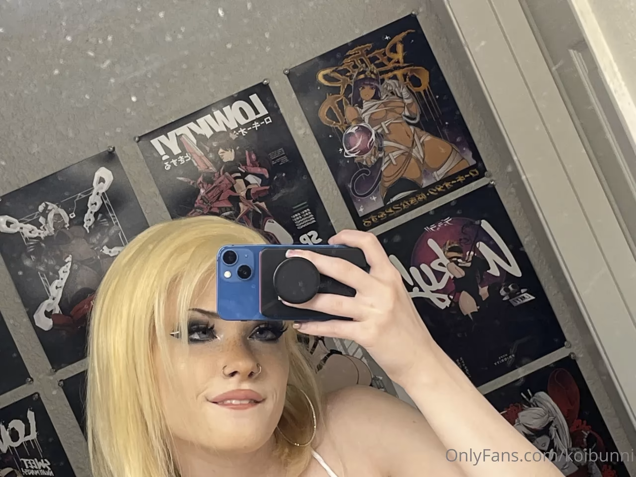 Bunni Lynn as Android 18 — cosplay photo 104 of 106