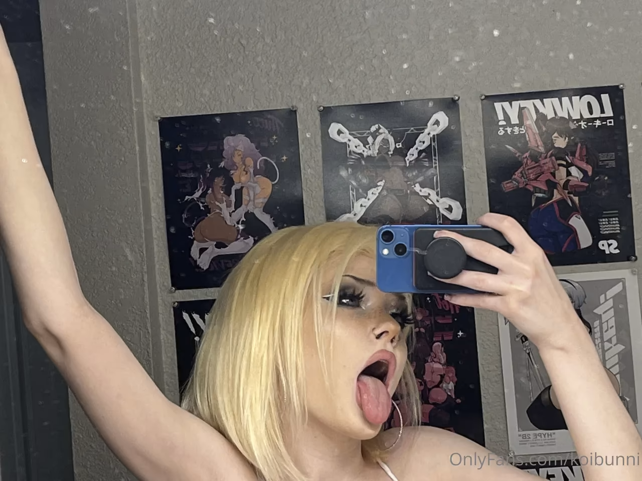 Bunni Lynn as Android 18 — cosplay photo 97 of 106