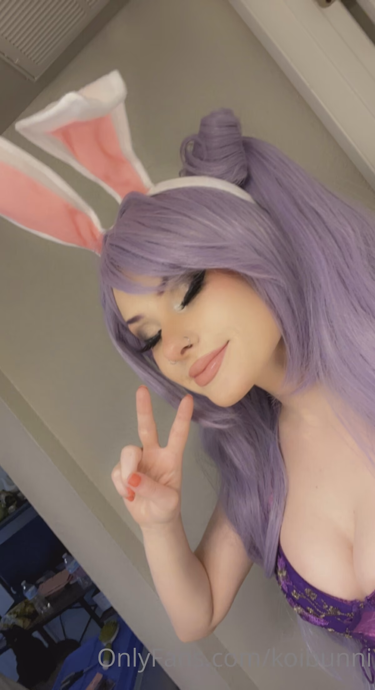 Bunni Lynn as Keqing — cosplay photo 41 of 48