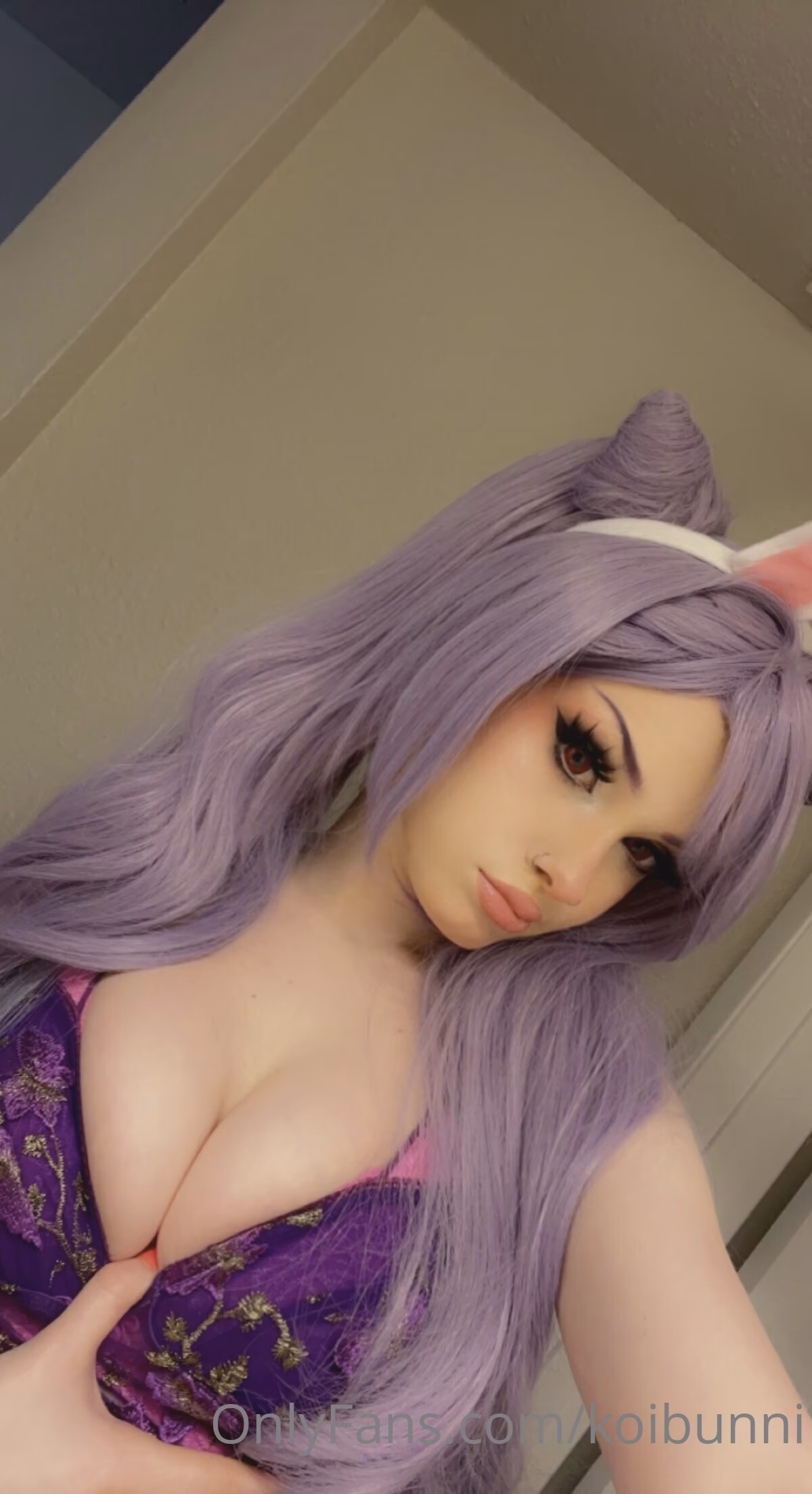 Bunni Lynn as Keqing — cosplay photo 44 of 48