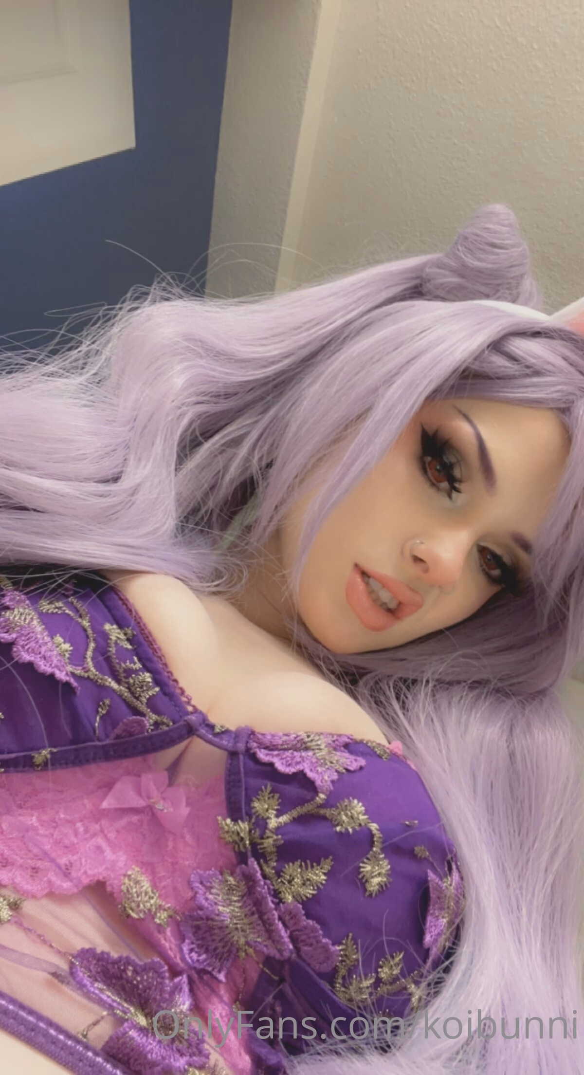 Bunni Lynn as Keqing — cosplay photo 45 of 48