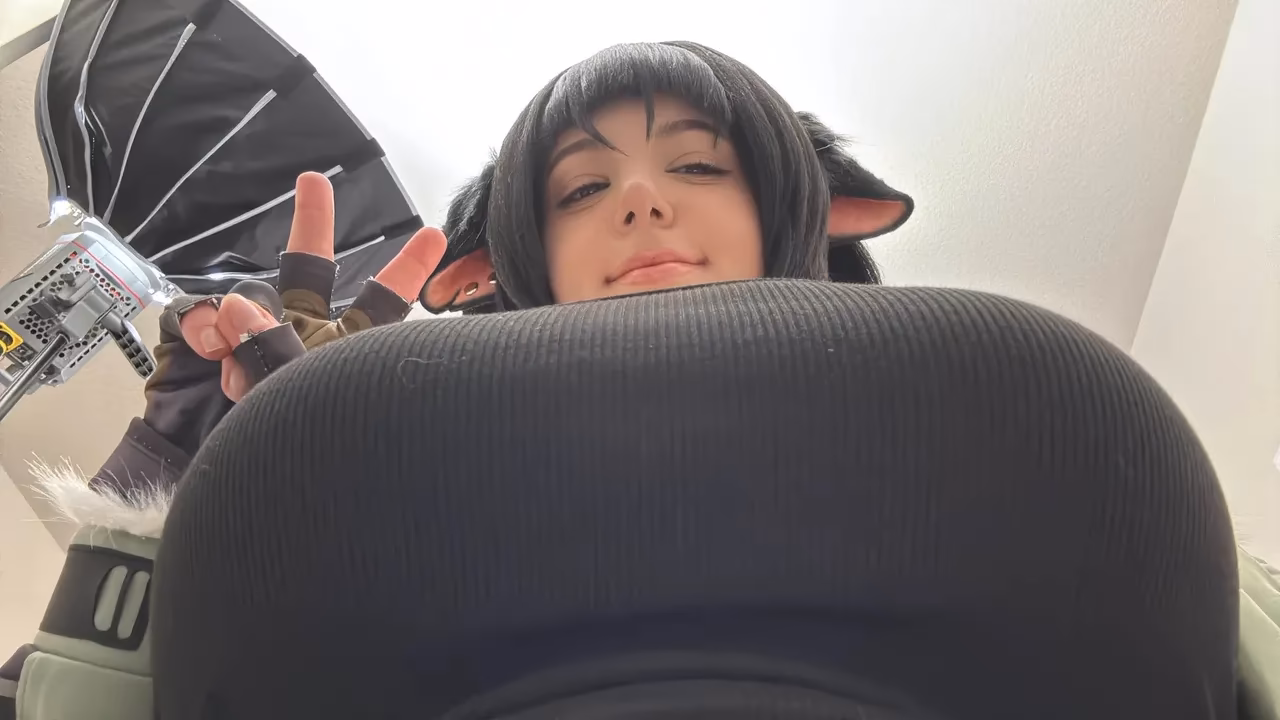 Bunny Ayumi as Jane Doe — cosplay photo 15 of 16