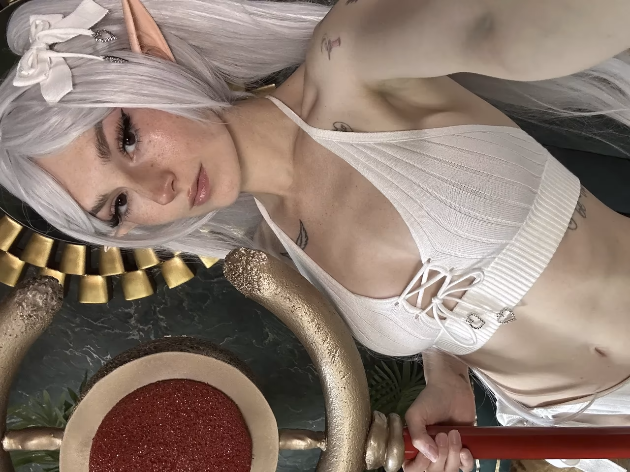 Busy B ASMR as Frieren — cosplay photo 2 of 116