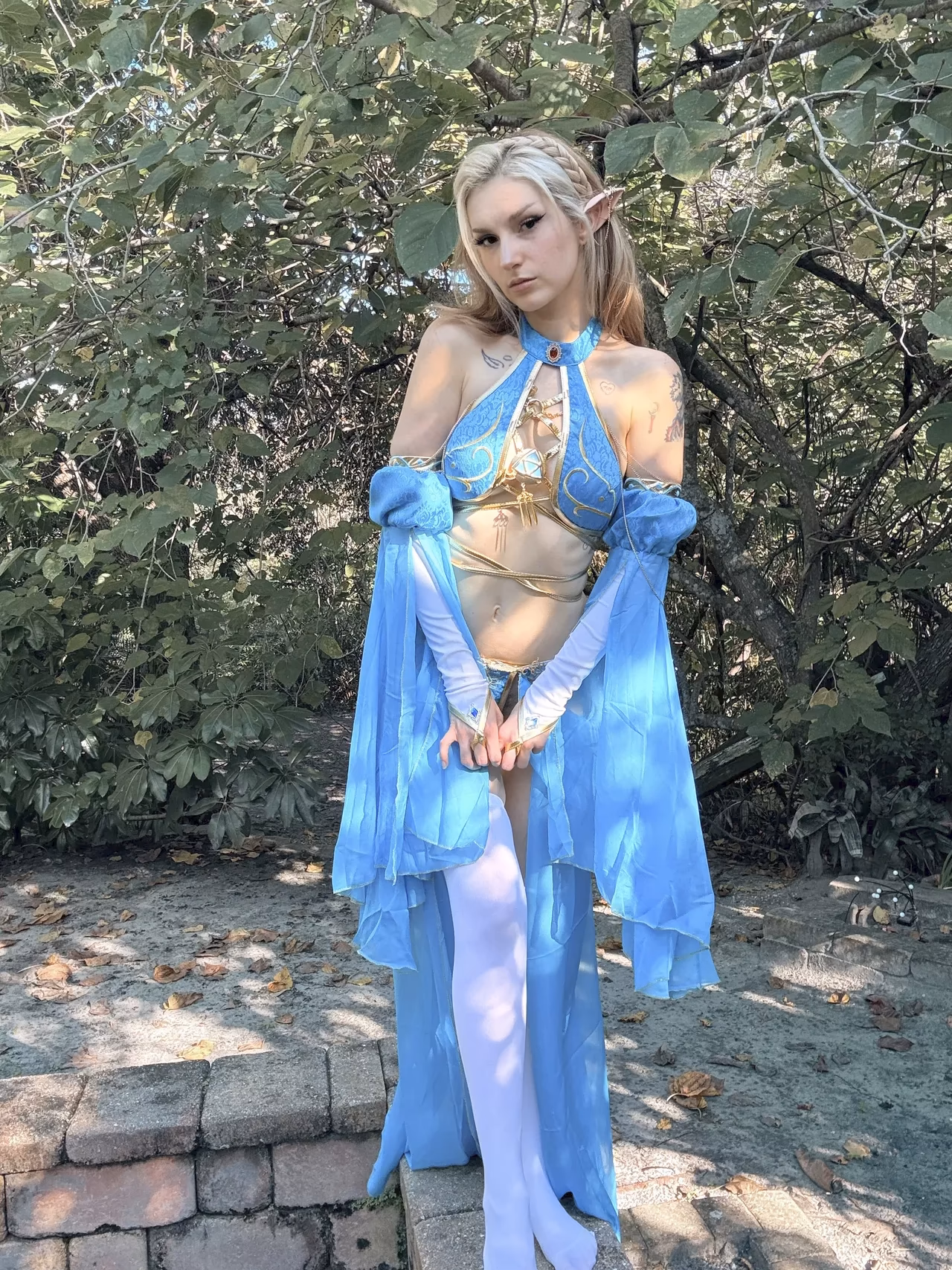 Busy B ASMR as Princess Zelda — cosplay photo 44 of 61
