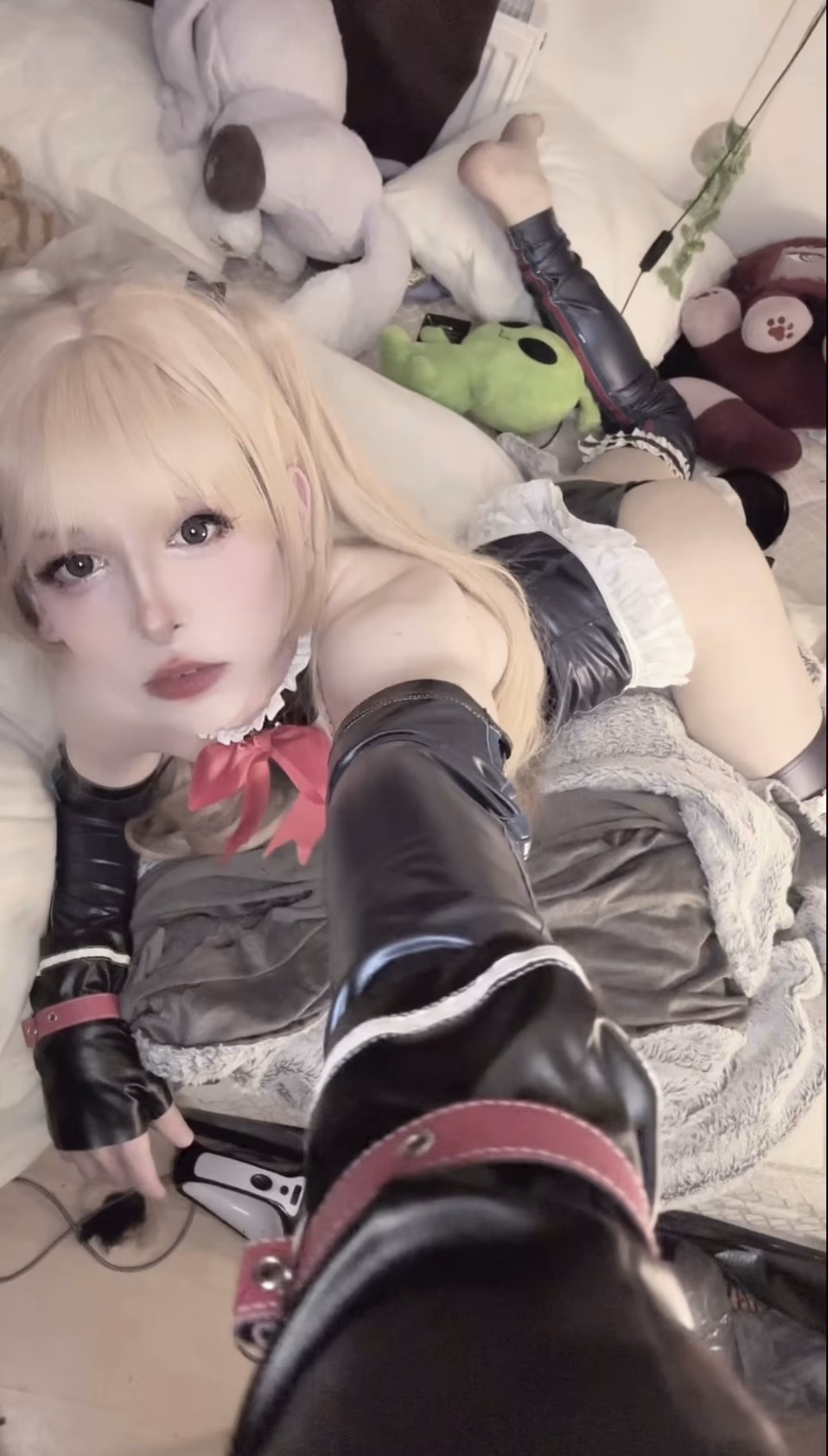 Bwu_Gi as Marie Rose — cosplay photo 2 of 40