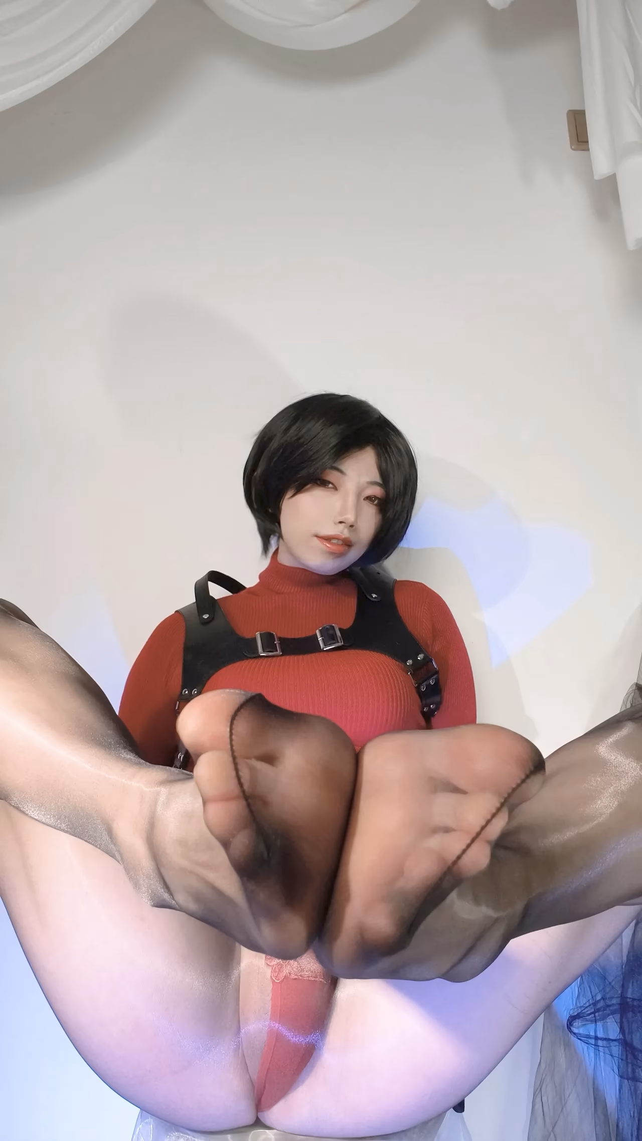 Calir_CC as Ada Wong — cosplay photo 68 of 134