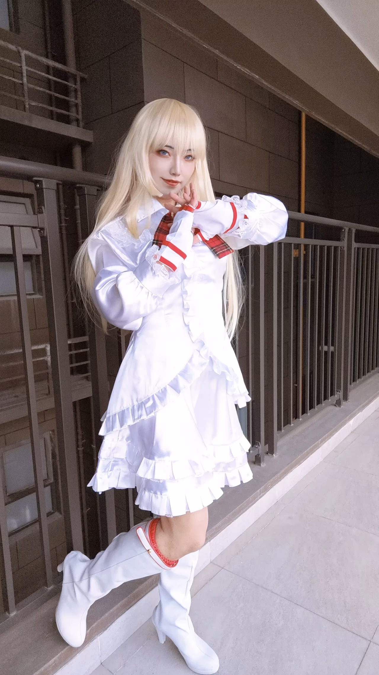 Calir_CC as Lili (Emilie De Rochefort) — cosplay photo 16 of 98