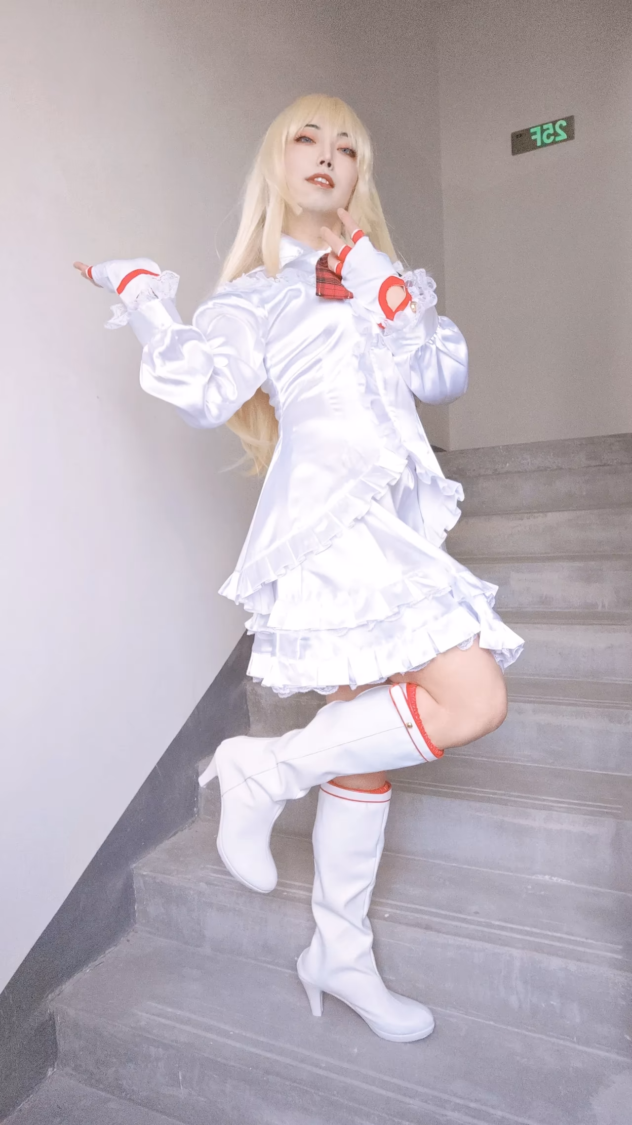 Calir_CC as Lili (Emilie De Rochefort) — cosplay photo 18 of 98