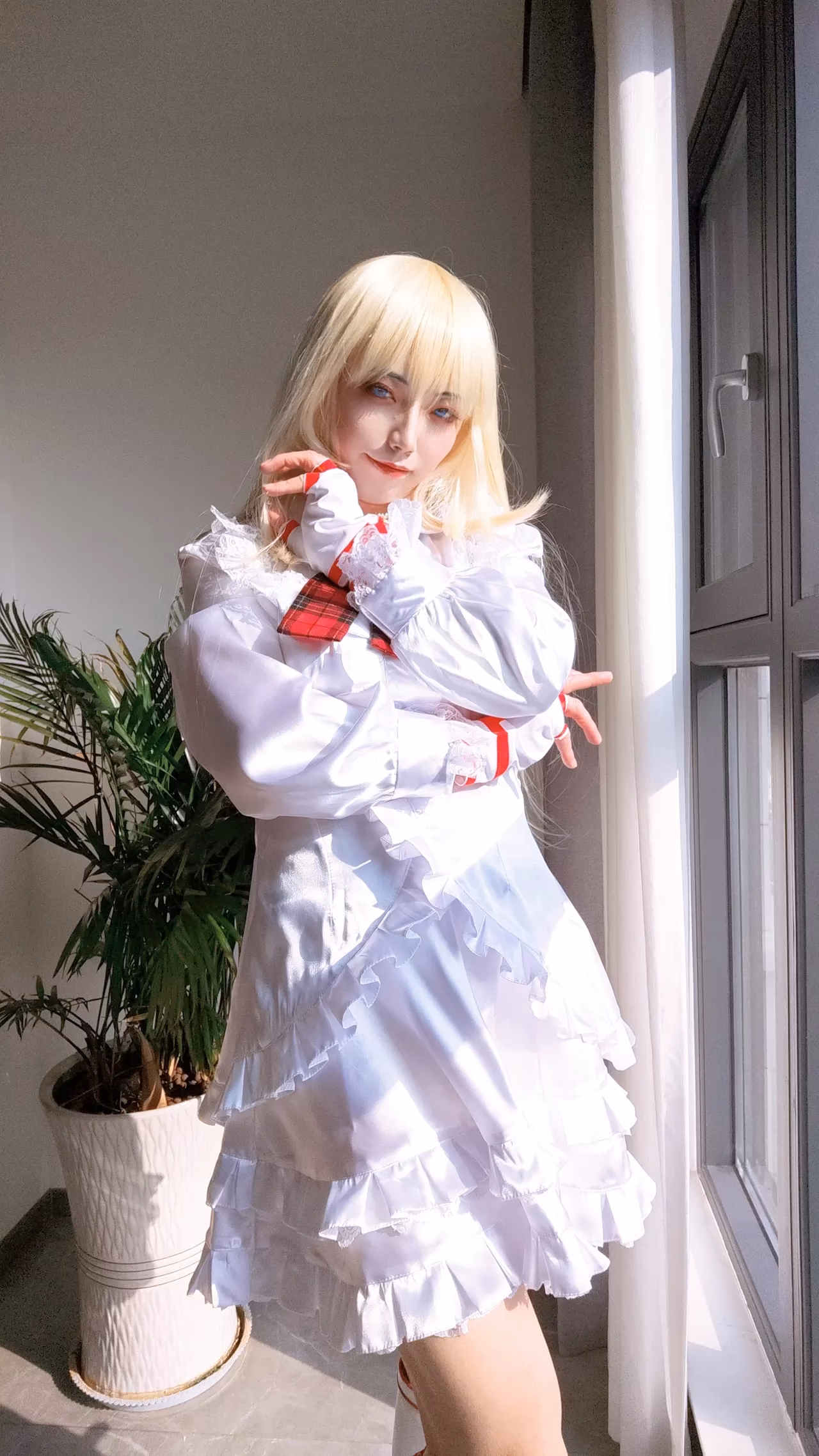 Calir_CC as Lili (Emilie De Rochefort) — cosplay photo 30 of 98